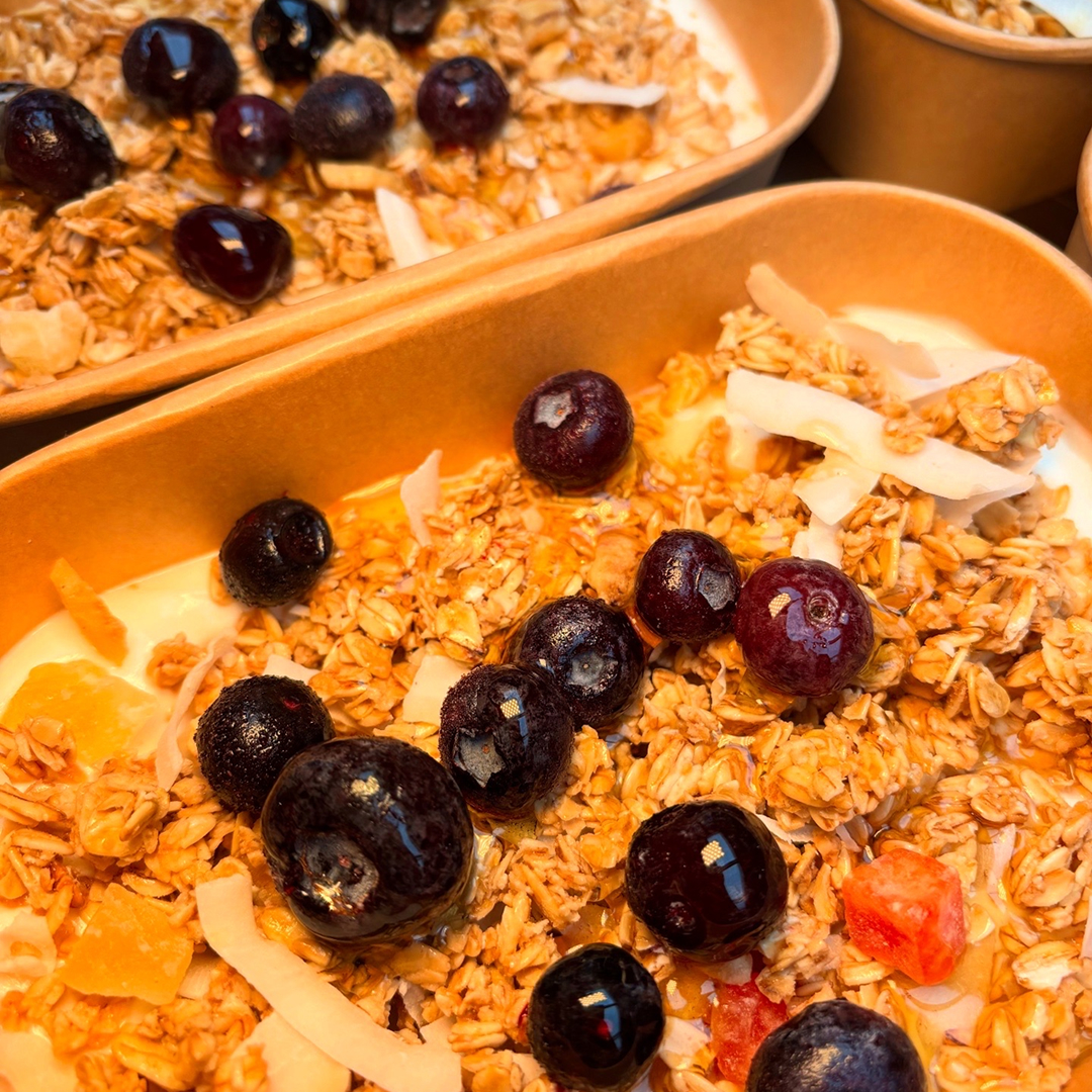 Tropical Blueberry Granola Pot